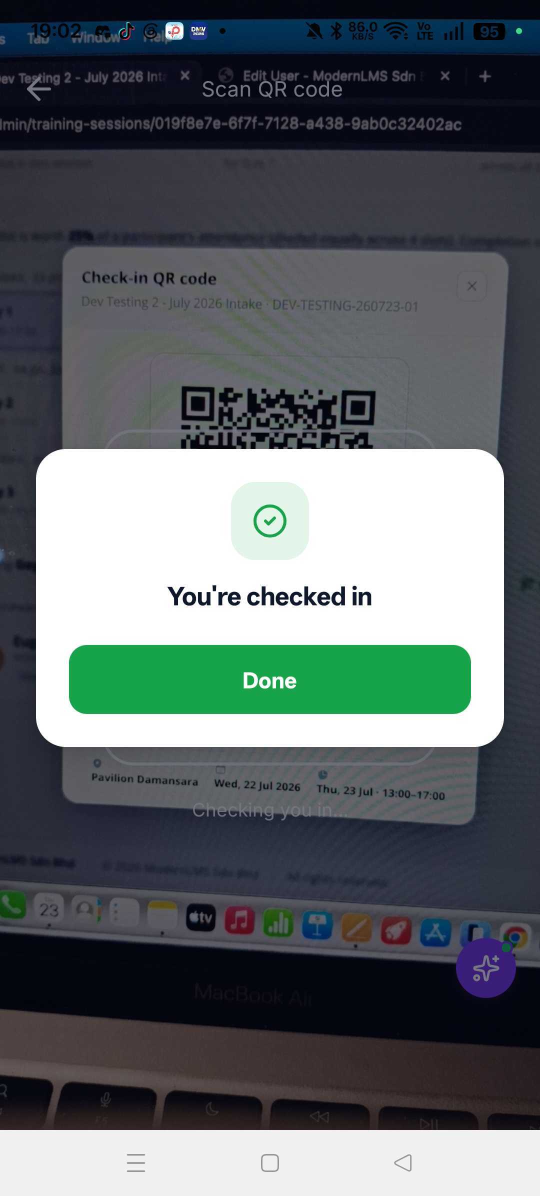 EntraDesk mobile app — Check-In & Attendance